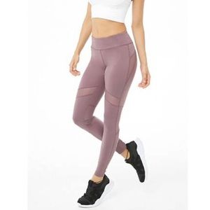 NWT Forever 21 Active Leggings